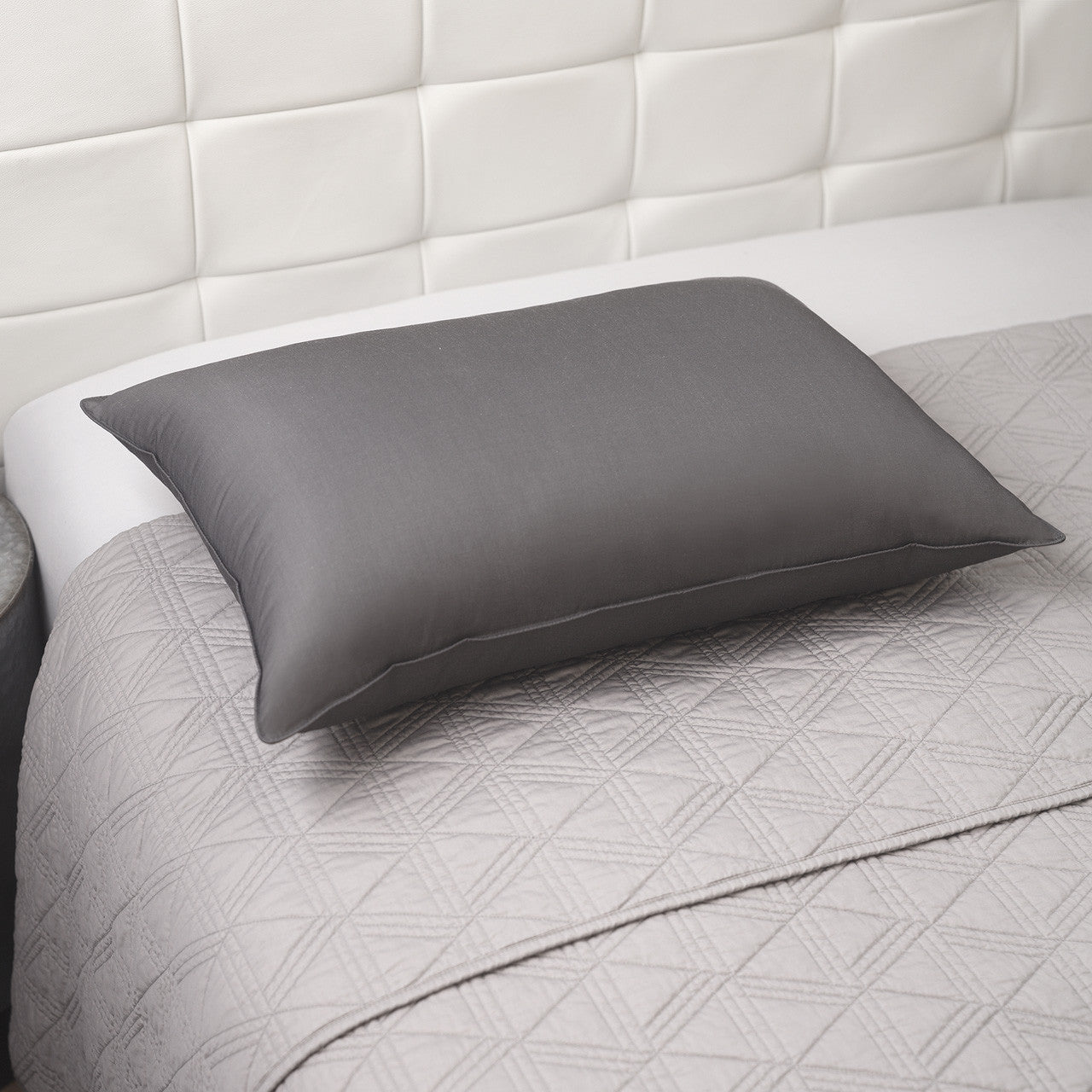 Graphene 枕頭｜Graphene Pillow